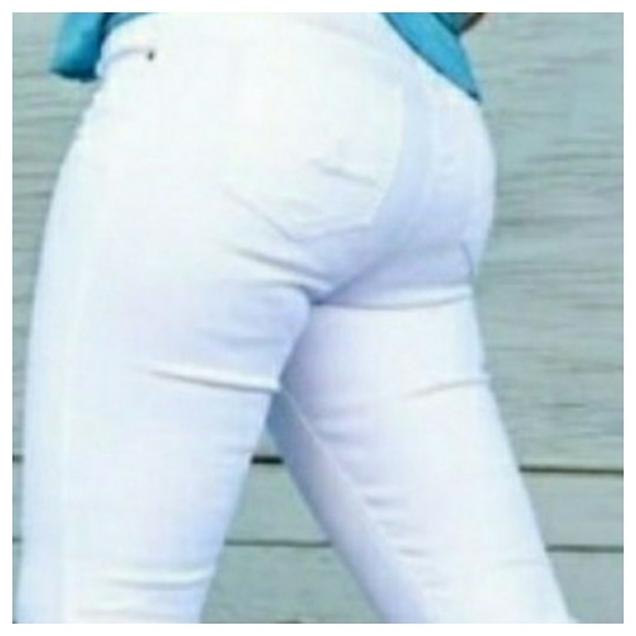 💥White Denim Bell Bottom Flare Jeans - Picture 4 of 5